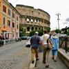 Walking to the Colosseum